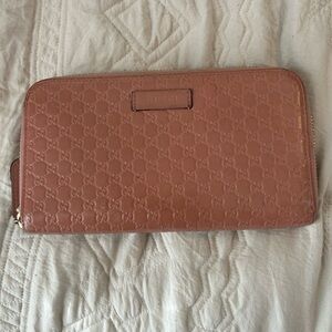 Pink Gucci Microguccissima GG Leather Wallet